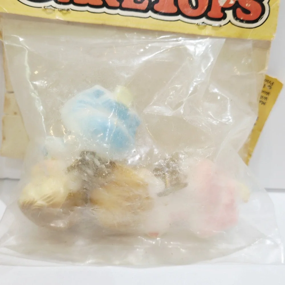 Wilton packs vintage